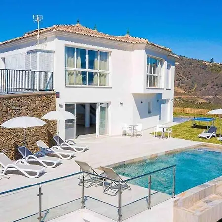 Villa Gran Con Bonitas Vistas Nerja